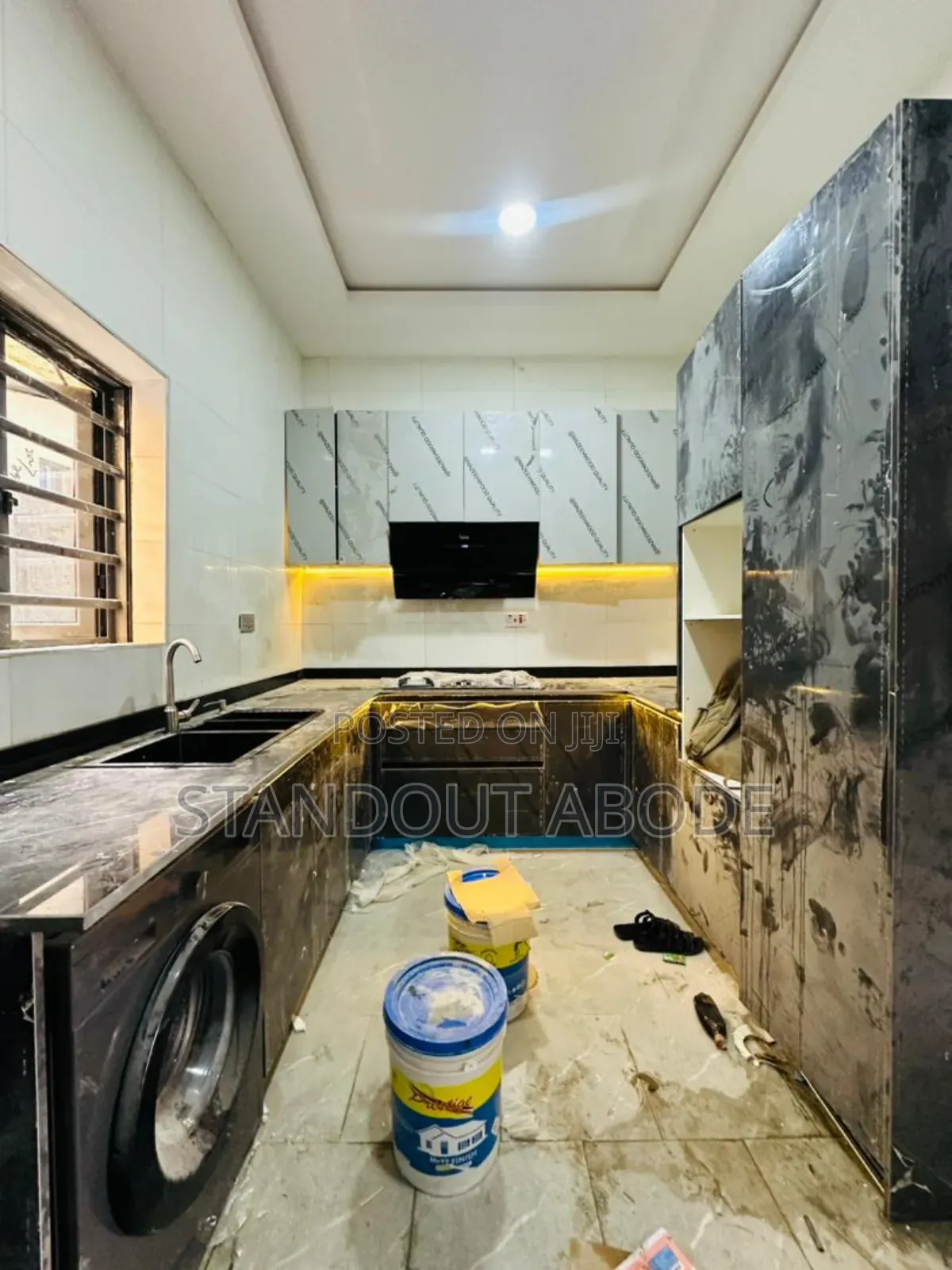 4bdrm Duplex in Inside An Estate, Ikeja for sale in Ikeja
