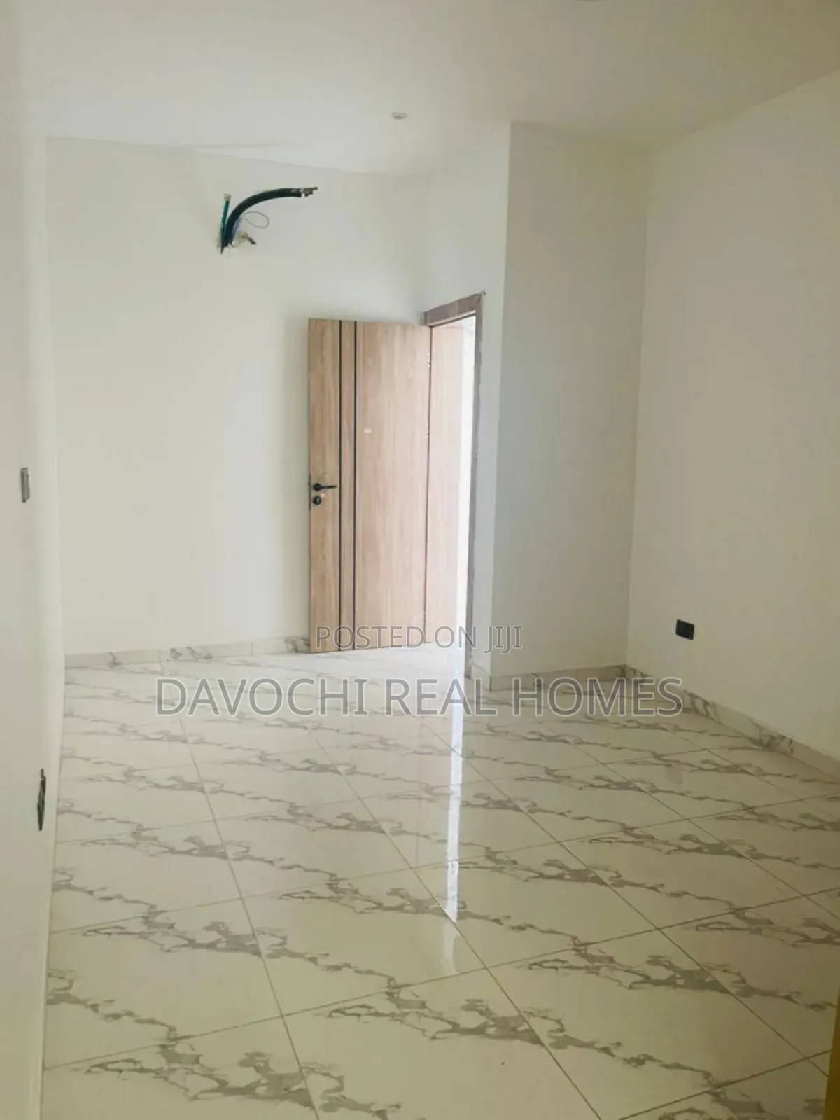 2bdrm Apartment in Orchid Road, Lekki for rent in Lekki