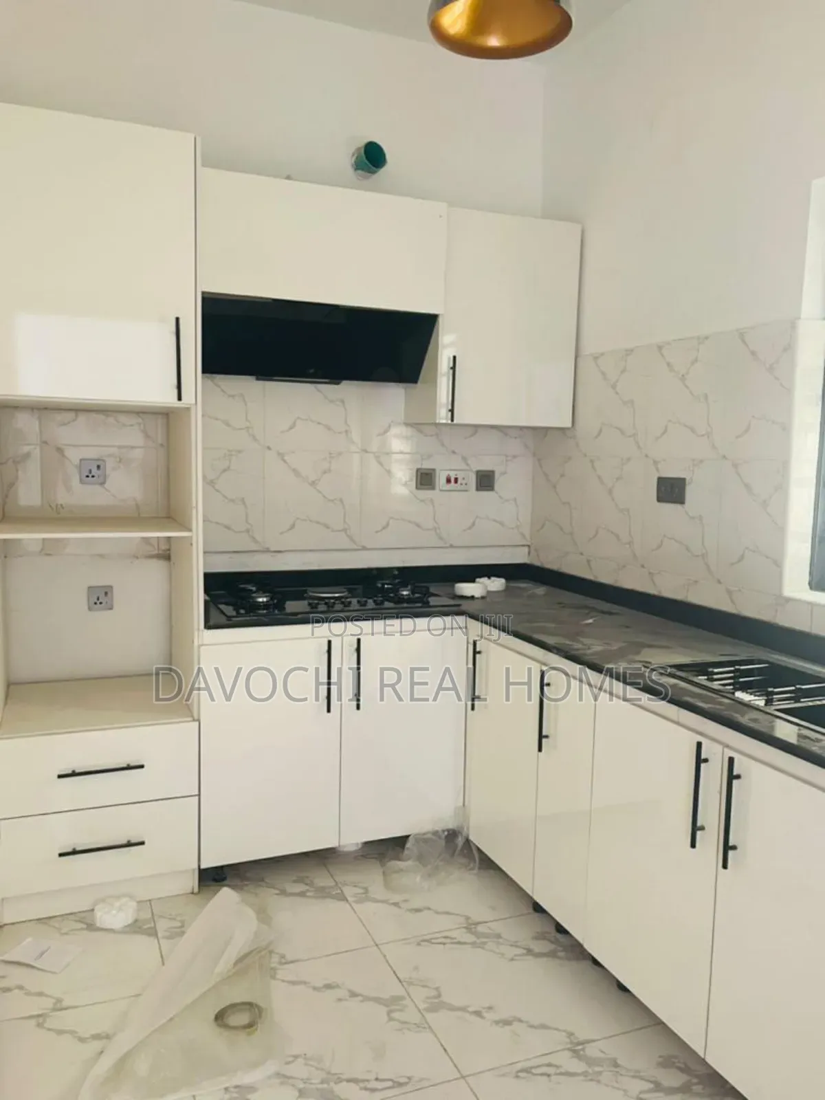 2bdrm Apartment in Orchid Road, Lekki for rent in Lekki