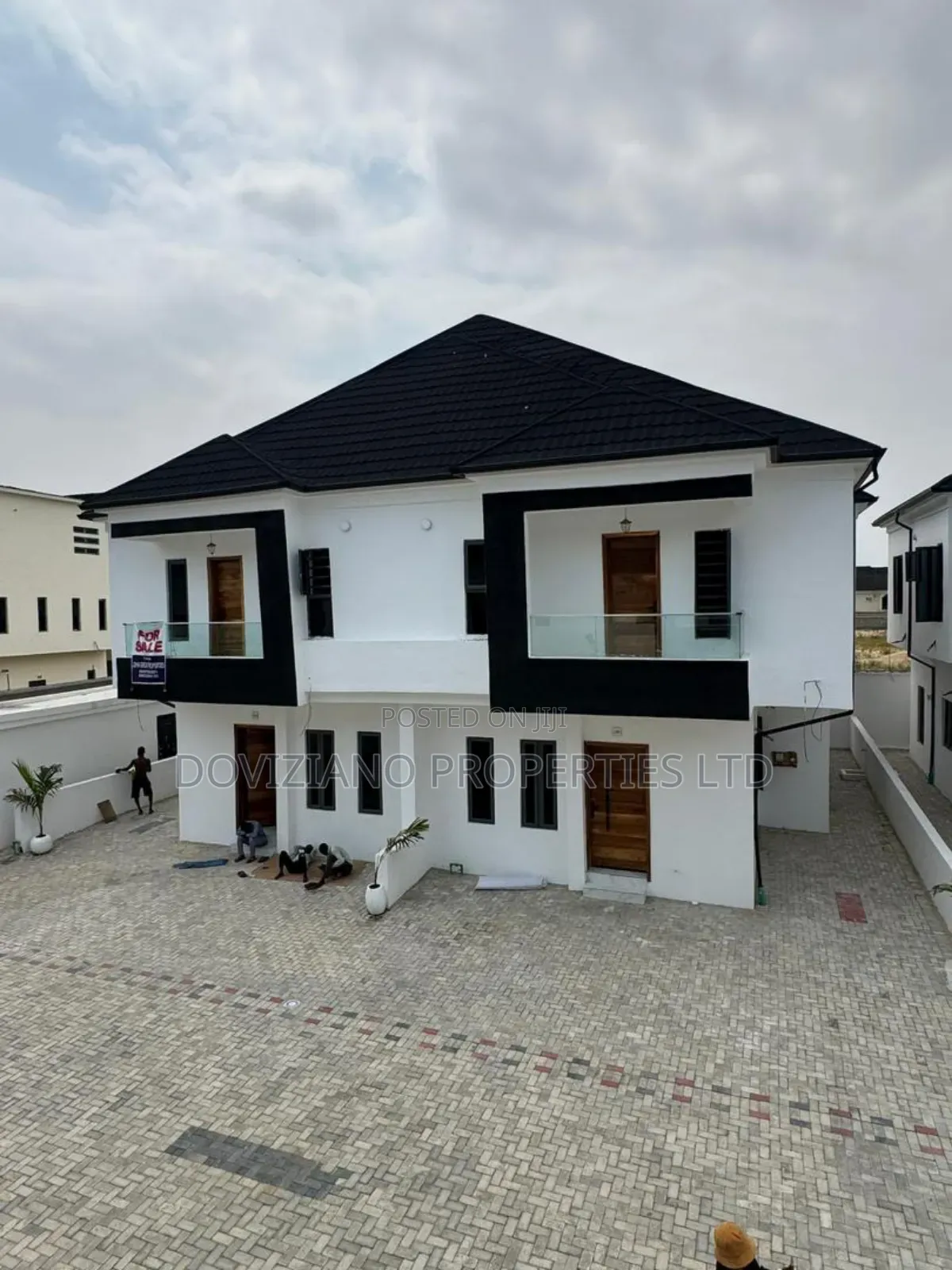 4bdrm Duplex in VGC / Ajah for sale in VGC / Ajah