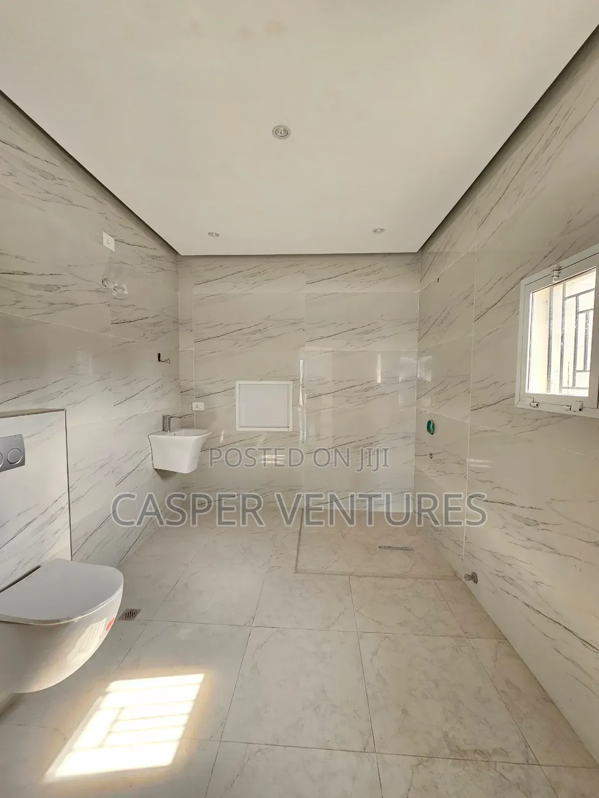 4bdrm Penthouse in Oniru Vi, Victoria Island for sale in Victoria Island