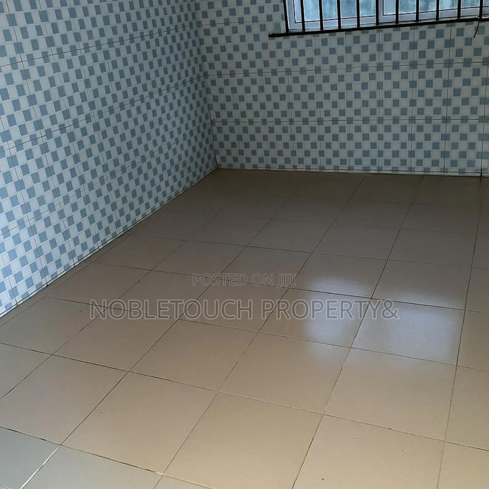 Functioning Pure Water Factory for Sale in Akesan