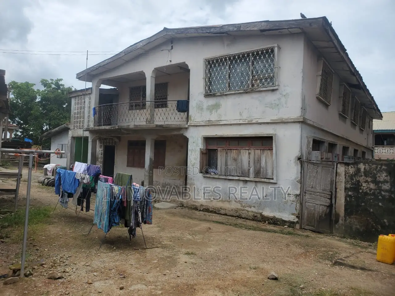 16bdrm Apartment in Obasanjo Way, Abeokuta North for sale in Abeokuta North