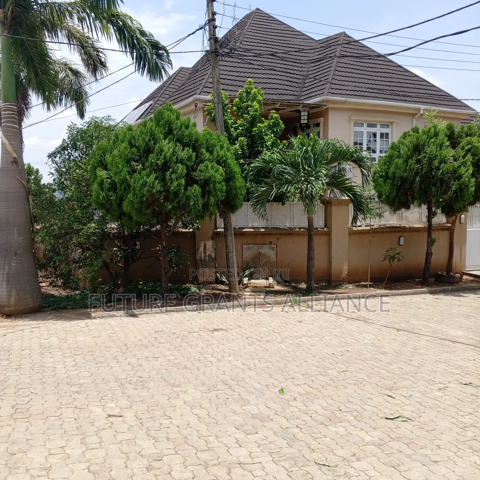 3bdrm Block of Flats in Dawaki Behind New for sale in Dawaki