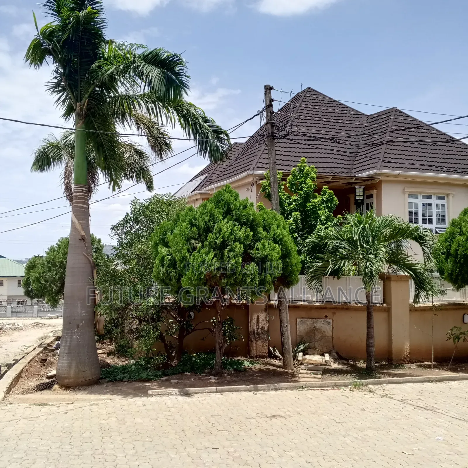 3bdrm Block of Flats in Dawaki Behind New for sale in Dawaki