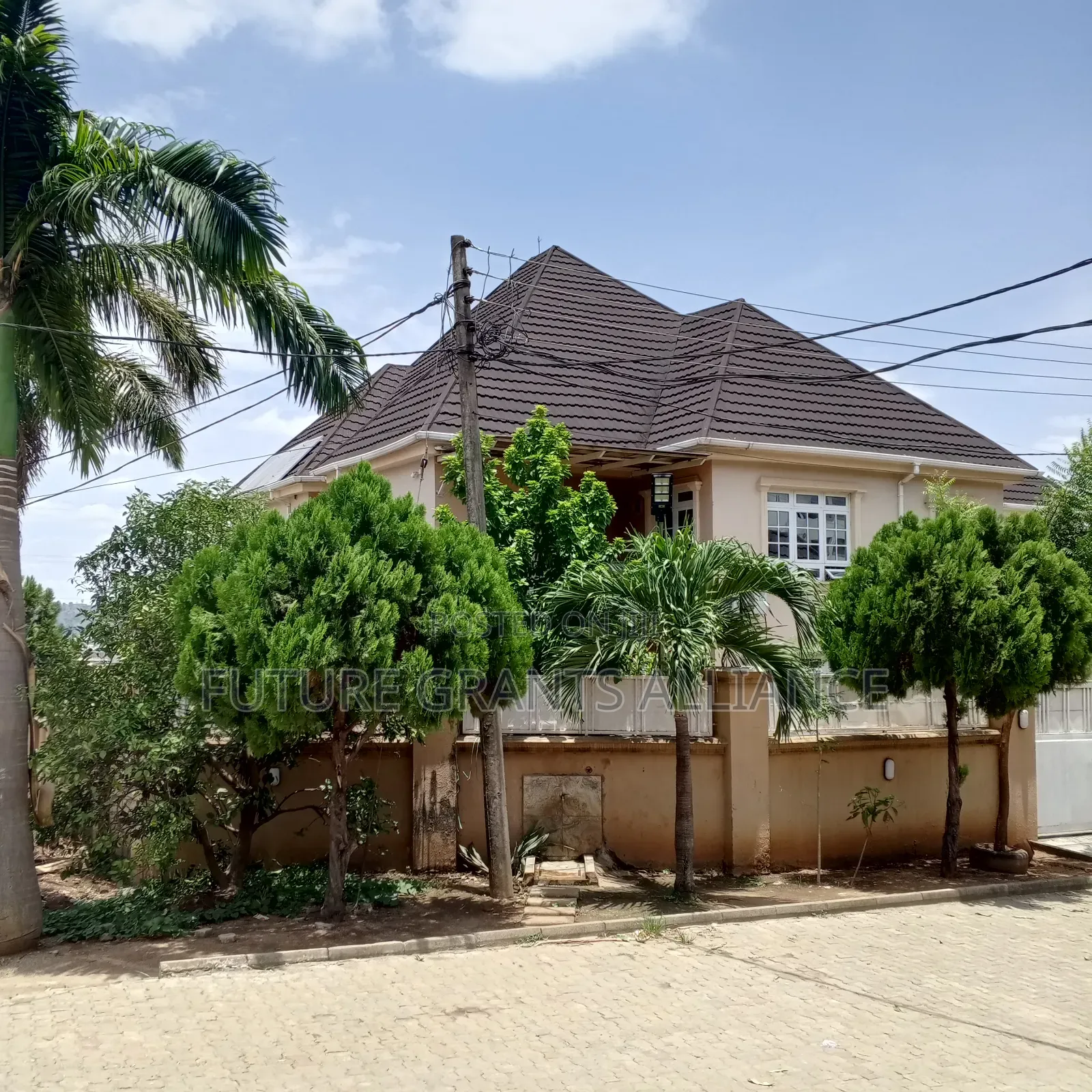 3bdrm Block of Flats in Dawaki Behind New for sale in Dawaki