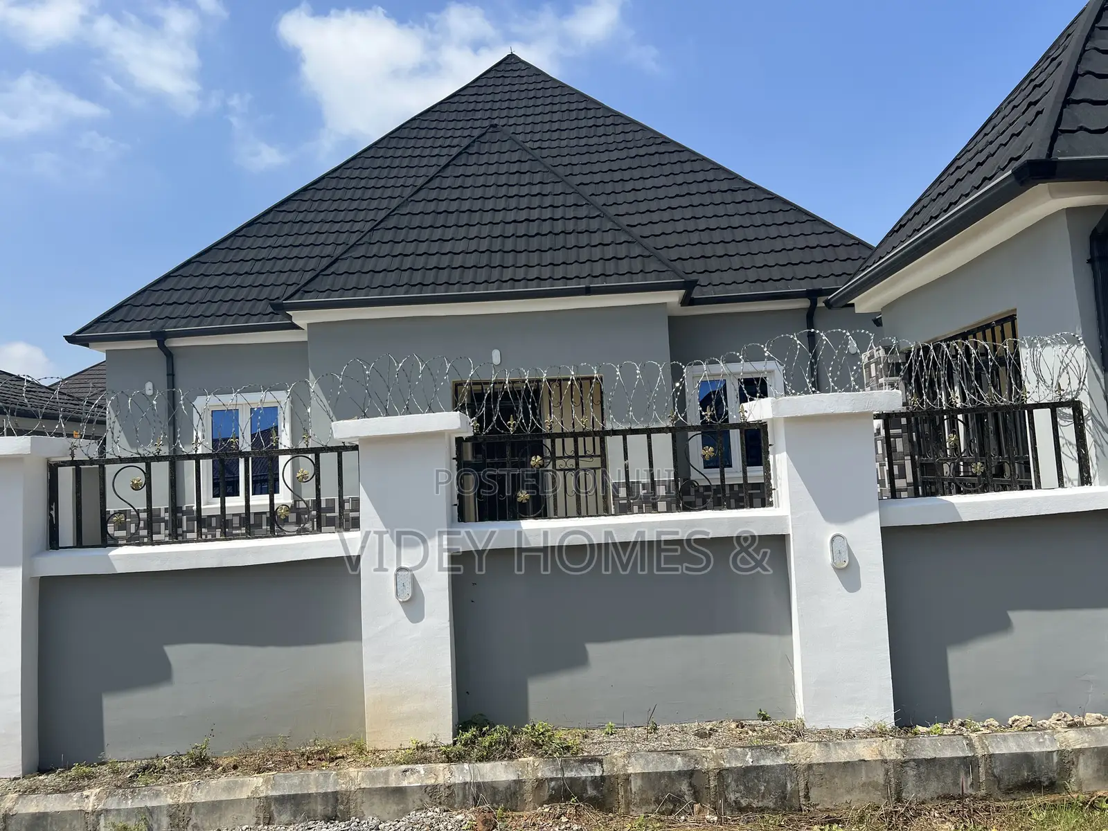 3bdrm Bungalow in Sungold, Galadimawa for rent in Galadimawa