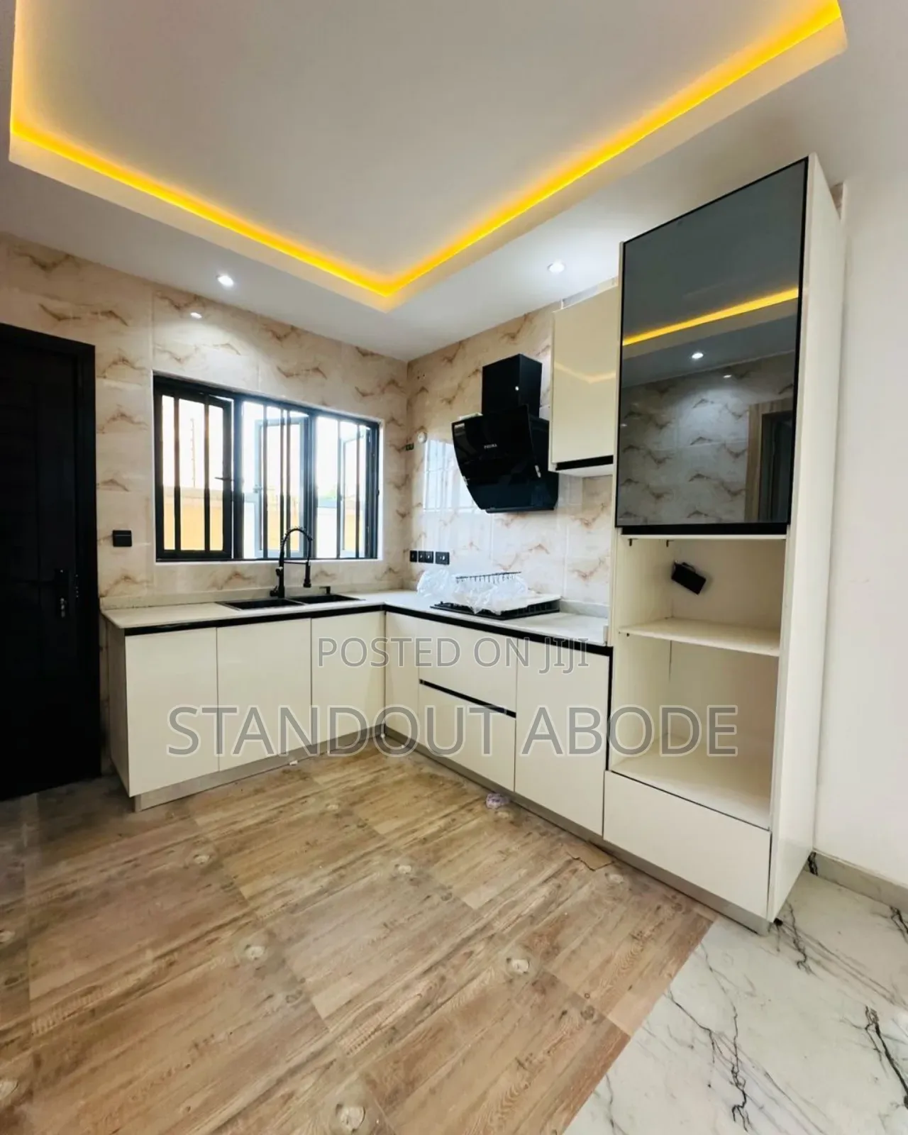 2bdrm Apartment in Inside An Estate, GRA Phase 2 Shangisha for sale in GRA Phase 2 Shangisha