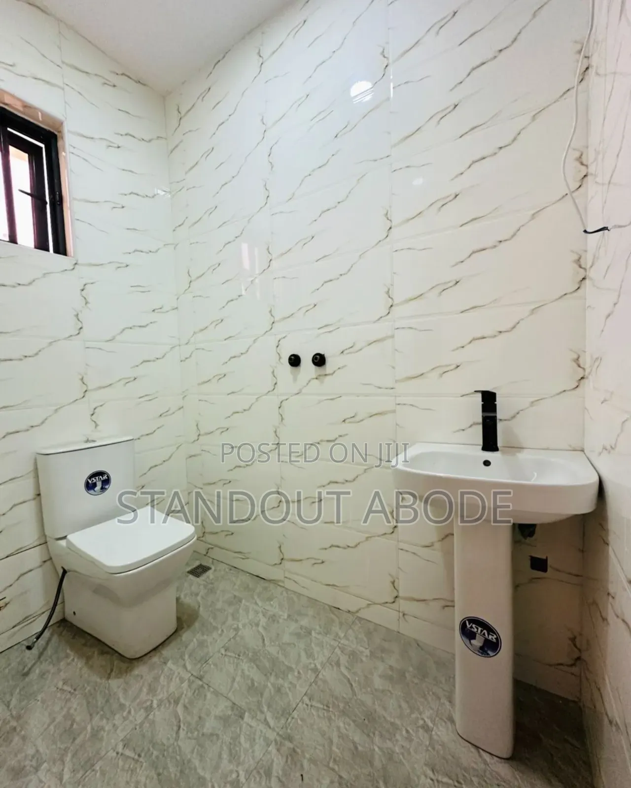 2bdrm Apartment in Inside An Estate, GRA Phase 2 Shangisha for sale in GRA Phase 2 Shangisha