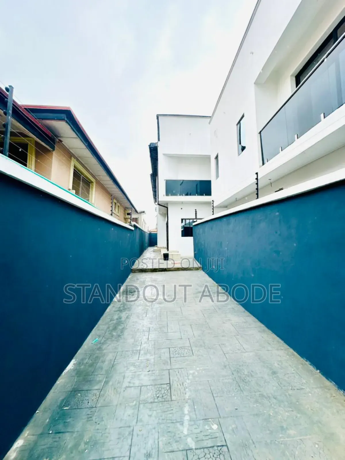 4bdrm Duplex in Inside An Estate, Gbagada for sale in Gbagada