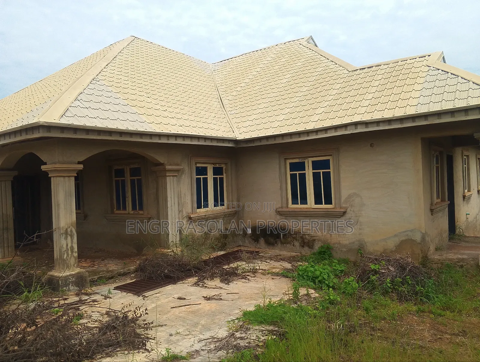 4bdrm Bungalow in Araromi Community, Ilorin South for sale in Ilorin South