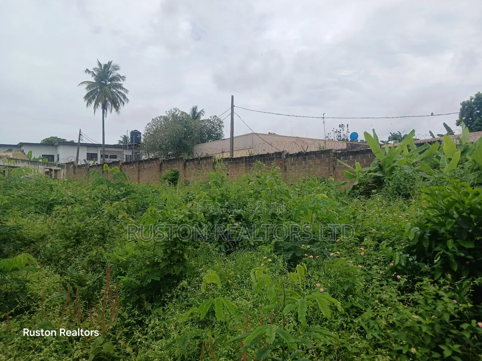 1700sm Land at Agodi Gra in Agodi