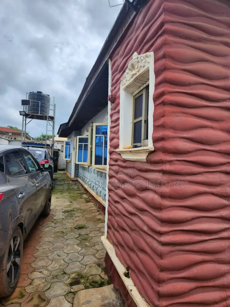 Furnished 3bdrm Bungalow in Owode- Apata for sale in Apata