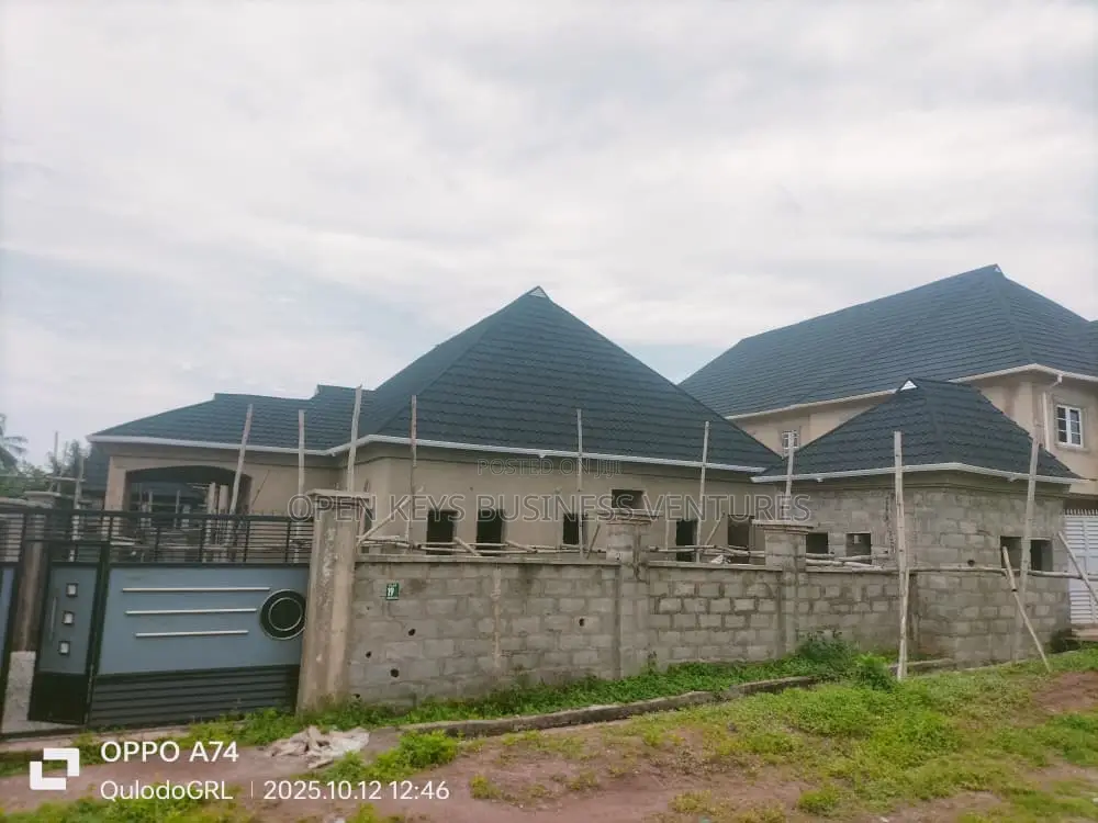 3bdrm Bungalow in Nihort, Idishin for sale in Idishin