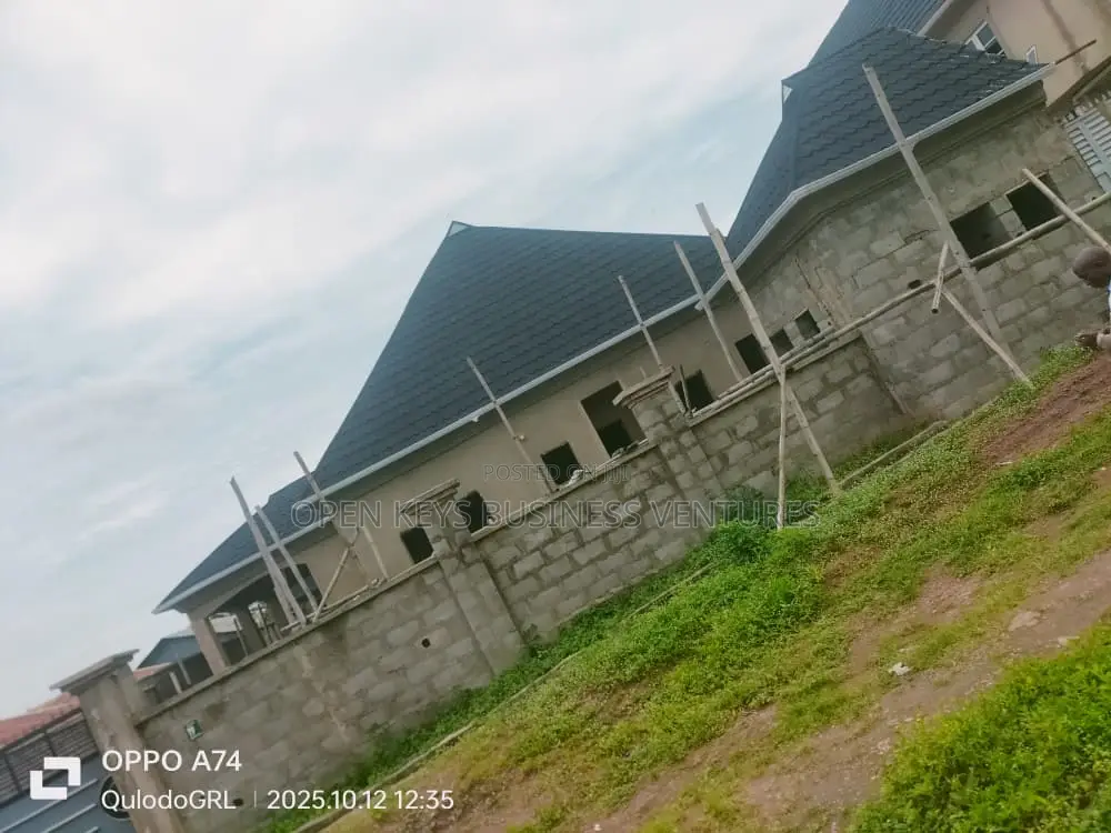 3bdrm Bungalow in Nihort, Idishin for sale in Idishin