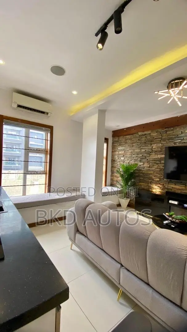 1 Bedroom Apartment in Lekki Phase 1