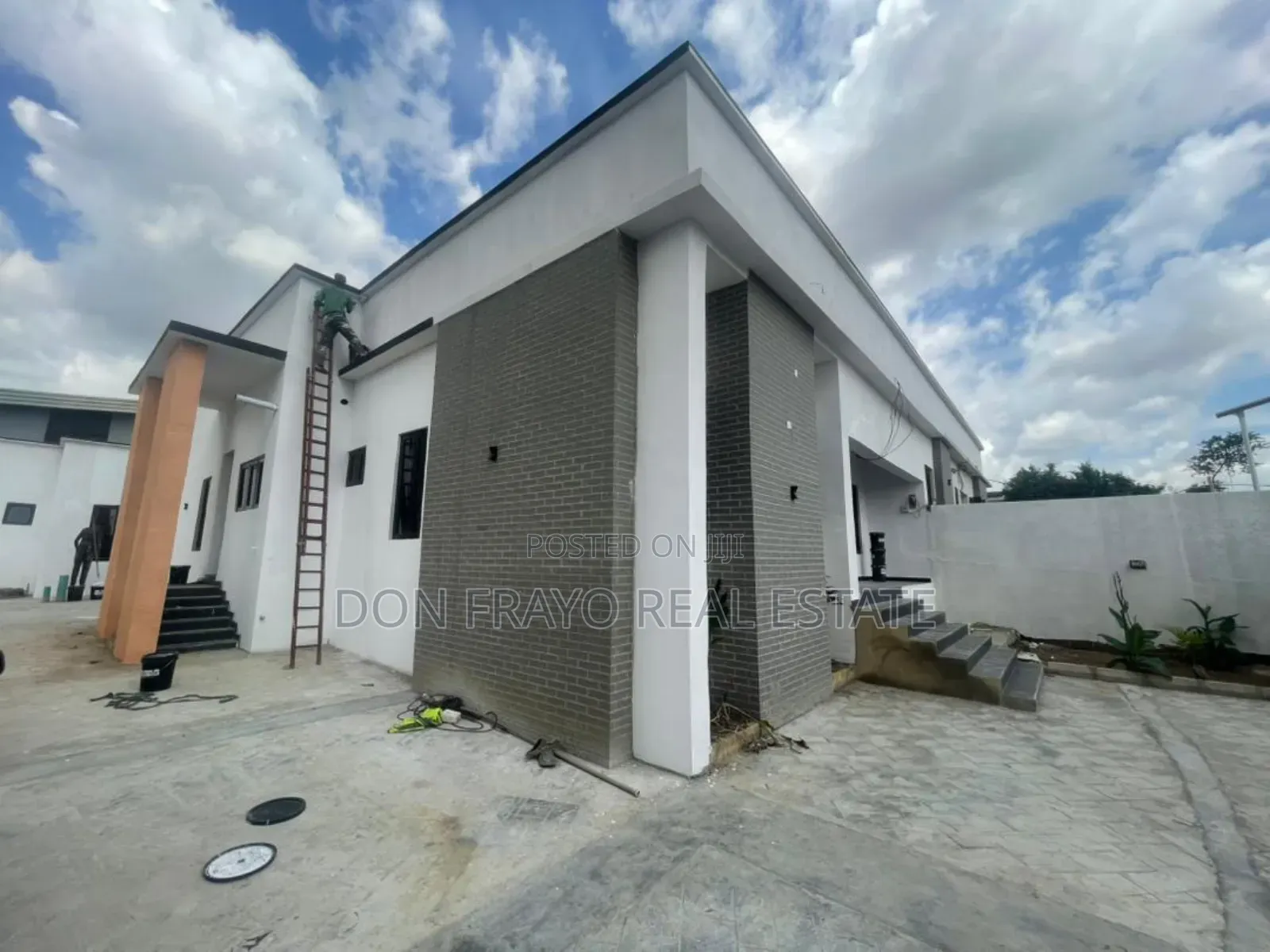 3bdrm Bungalow in Basorun Link Bodija for sale in Bodija
