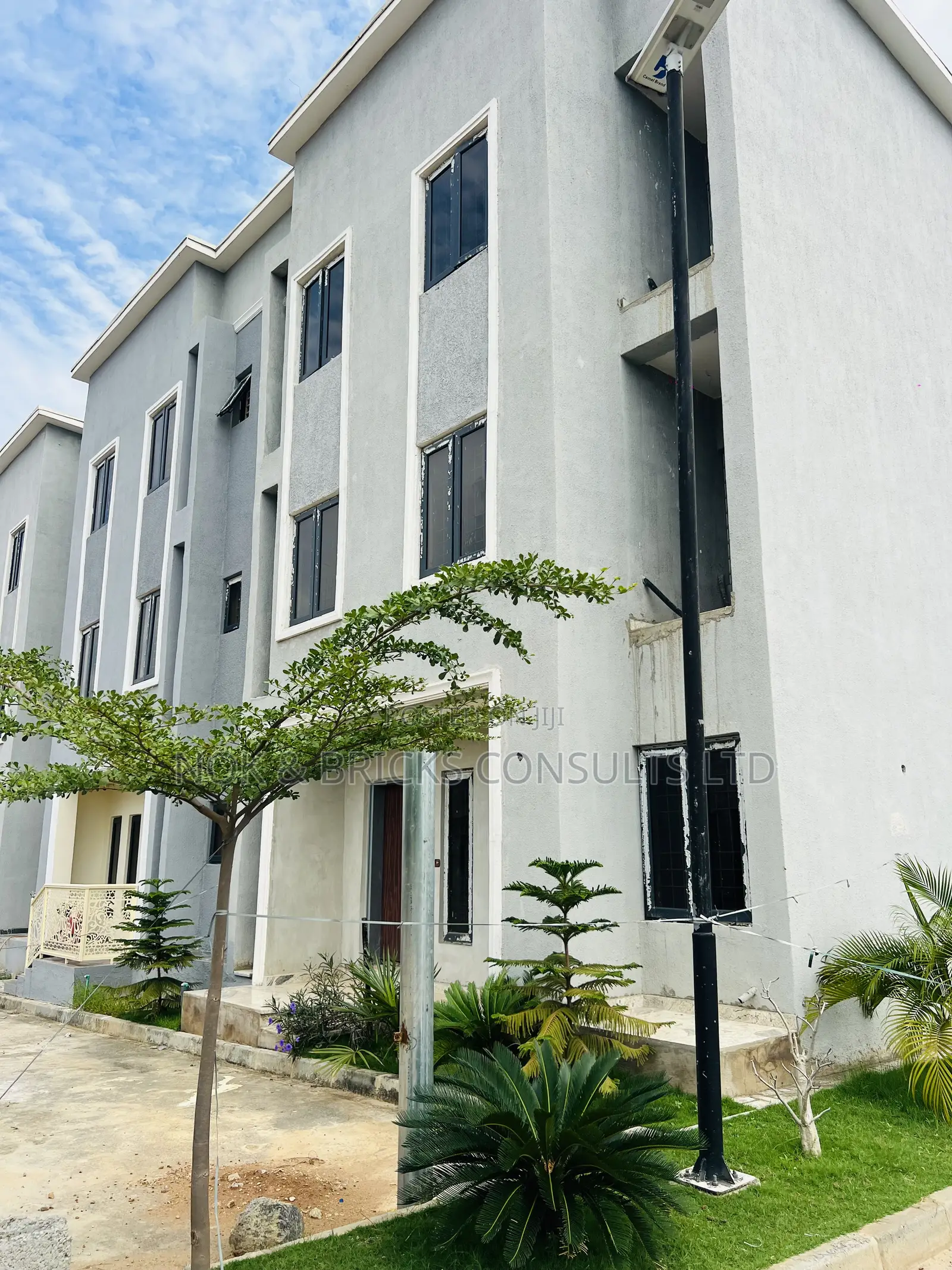 4bdrm Duplex in Ummahani Court, Galadimawa for rent in Galadimawa