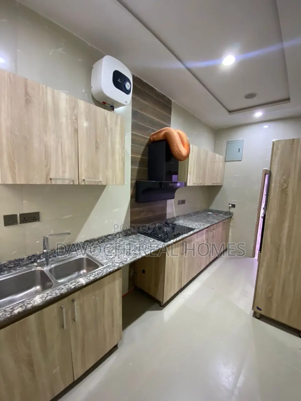 4bdrm Duplex in Orchid, Lekki Phase 2 for rent in Lekki Phase 2