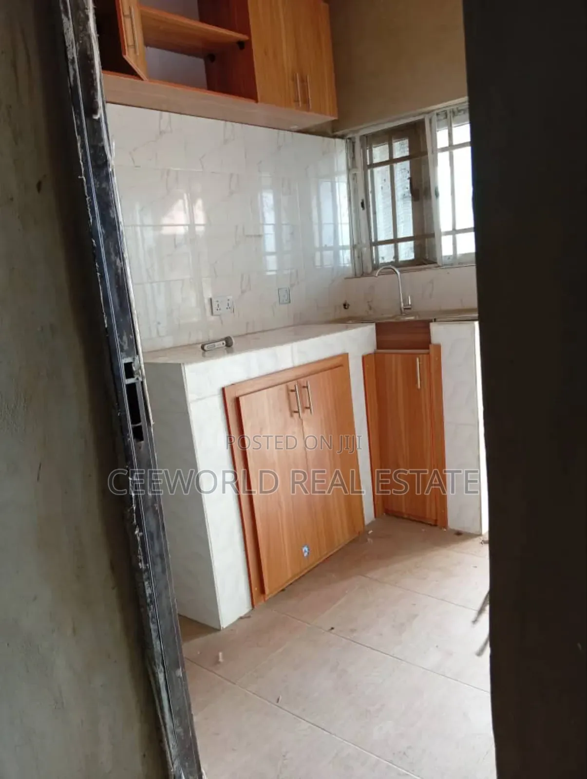 3bdrm Apartment in Behind Foodco for rent in Ologuneru