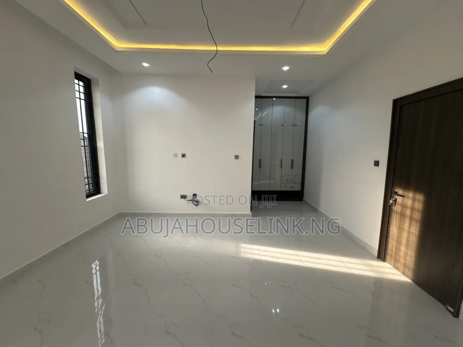 4bdrm Townhouse/Terrace in Apo Resettlement for sale in Apo Resettlement