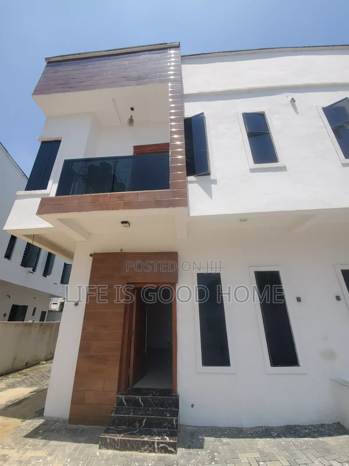 4bdrm Duplex in Lekki Counting Home, Ikota for sale in Ikota