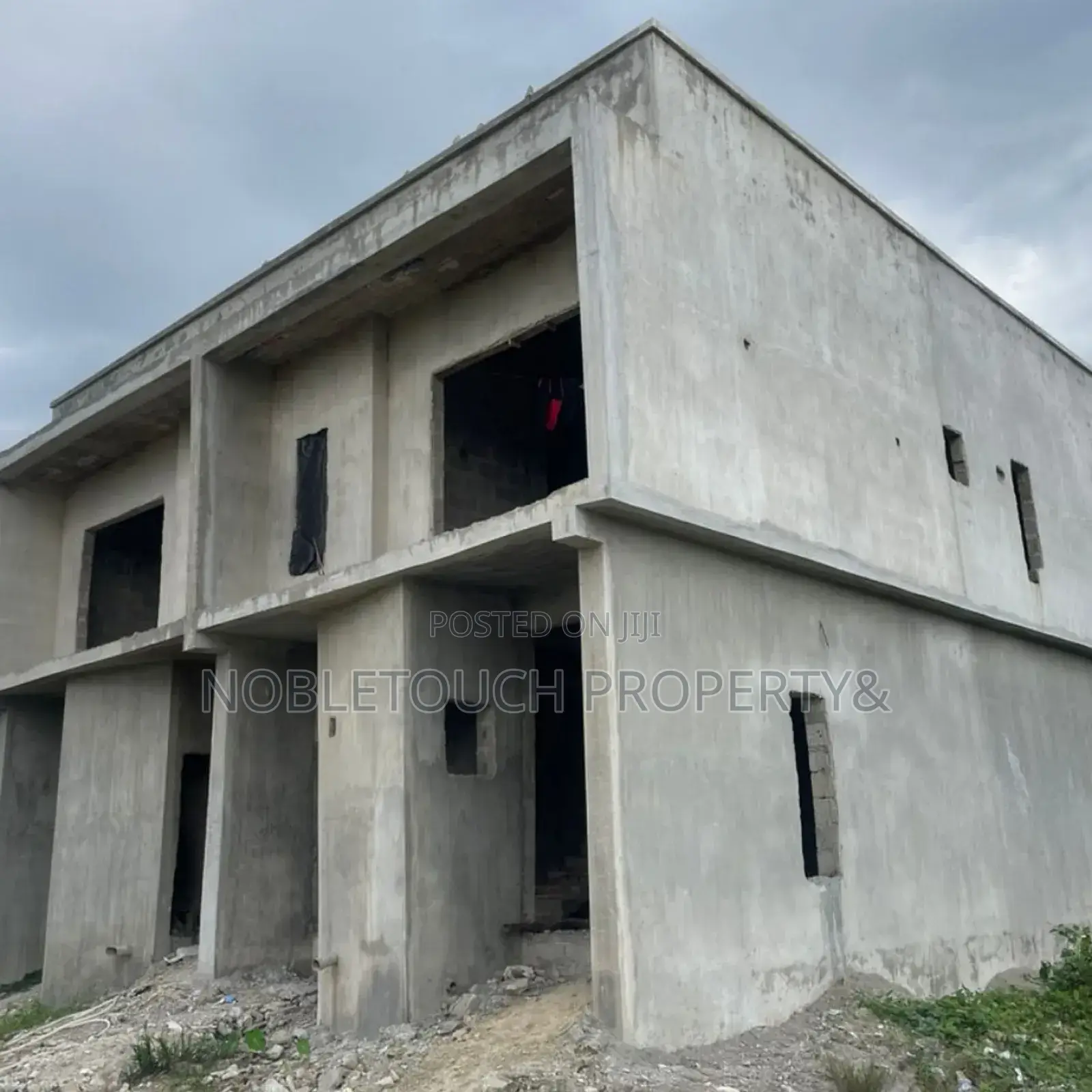 4bdrm Duplex in Warri Delta State for sale in Warri