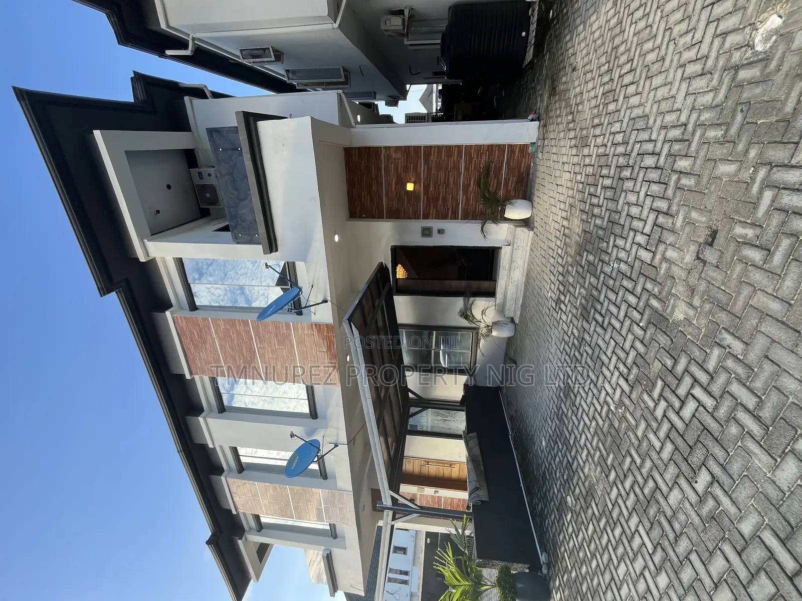 4bdrm Duplex in Rosebank Road, Lekki for rent in Lekki