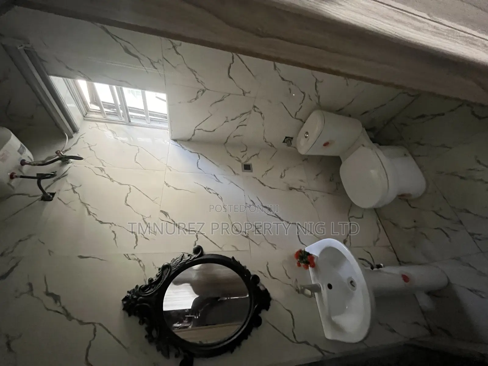 5bdrm Duplex in Off Orchid Road, Lekki for rent in Lekki