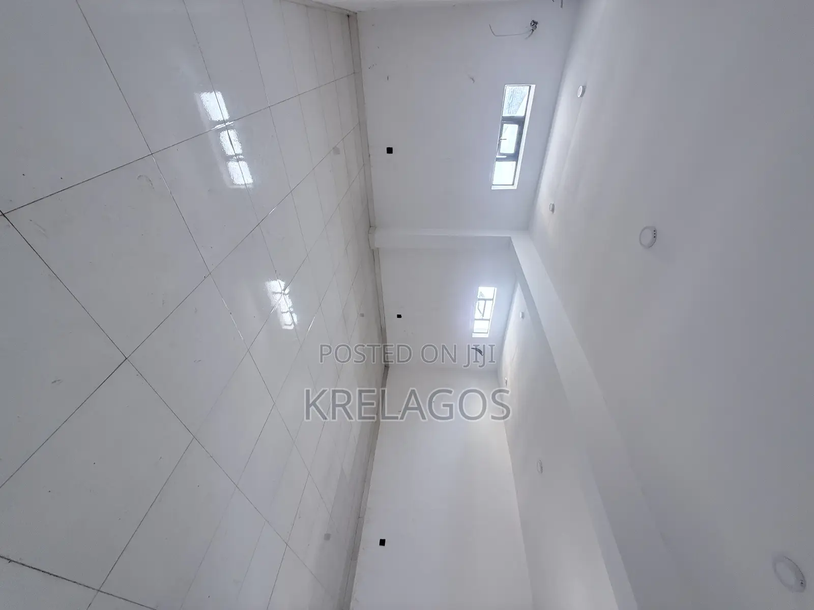  Hot Commercial Spaces for Sale in Ologolo, Lekki! in Ologolo