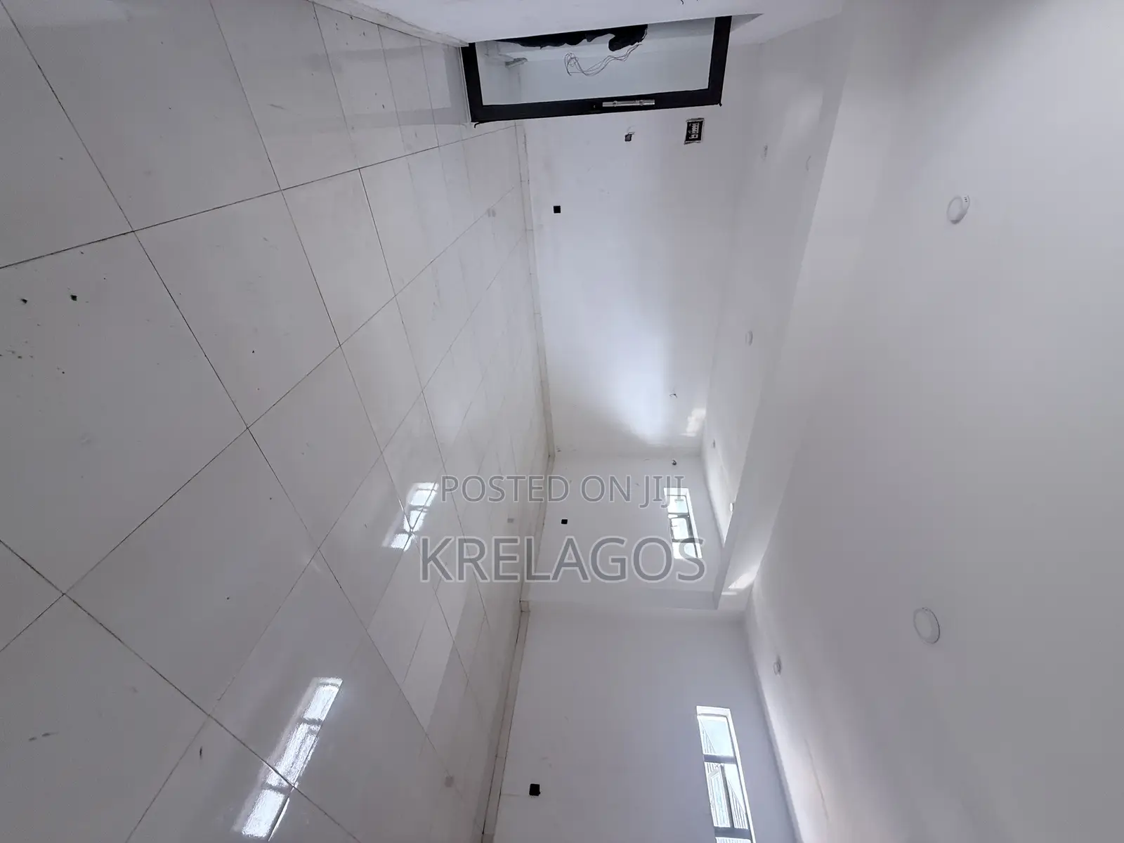  Hot Commercial Spaces for Sale in Ologolo, Lekki! in Ologolo