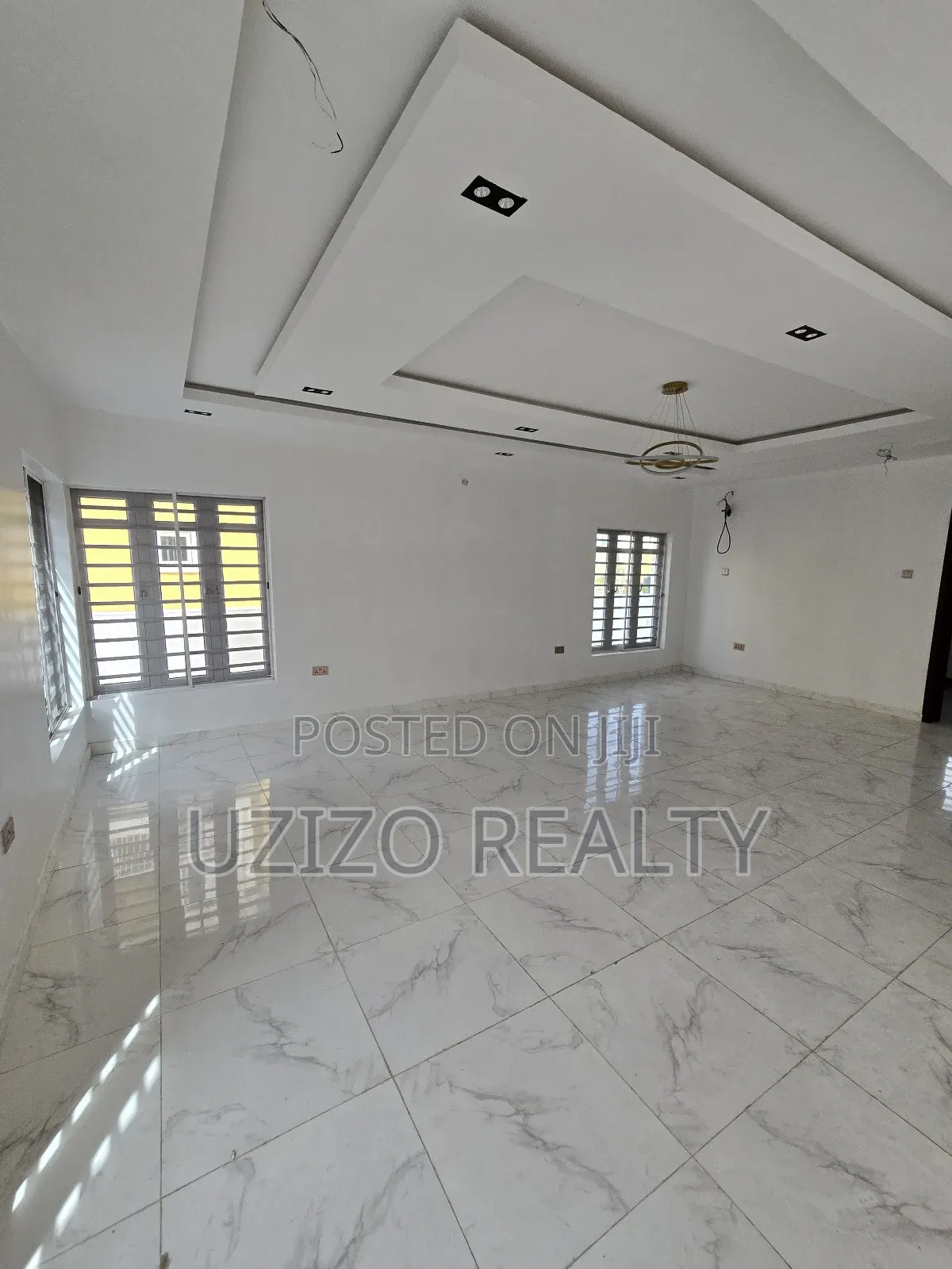 Furnished 5bdrm Duplex in Ikota for sale in Ikota