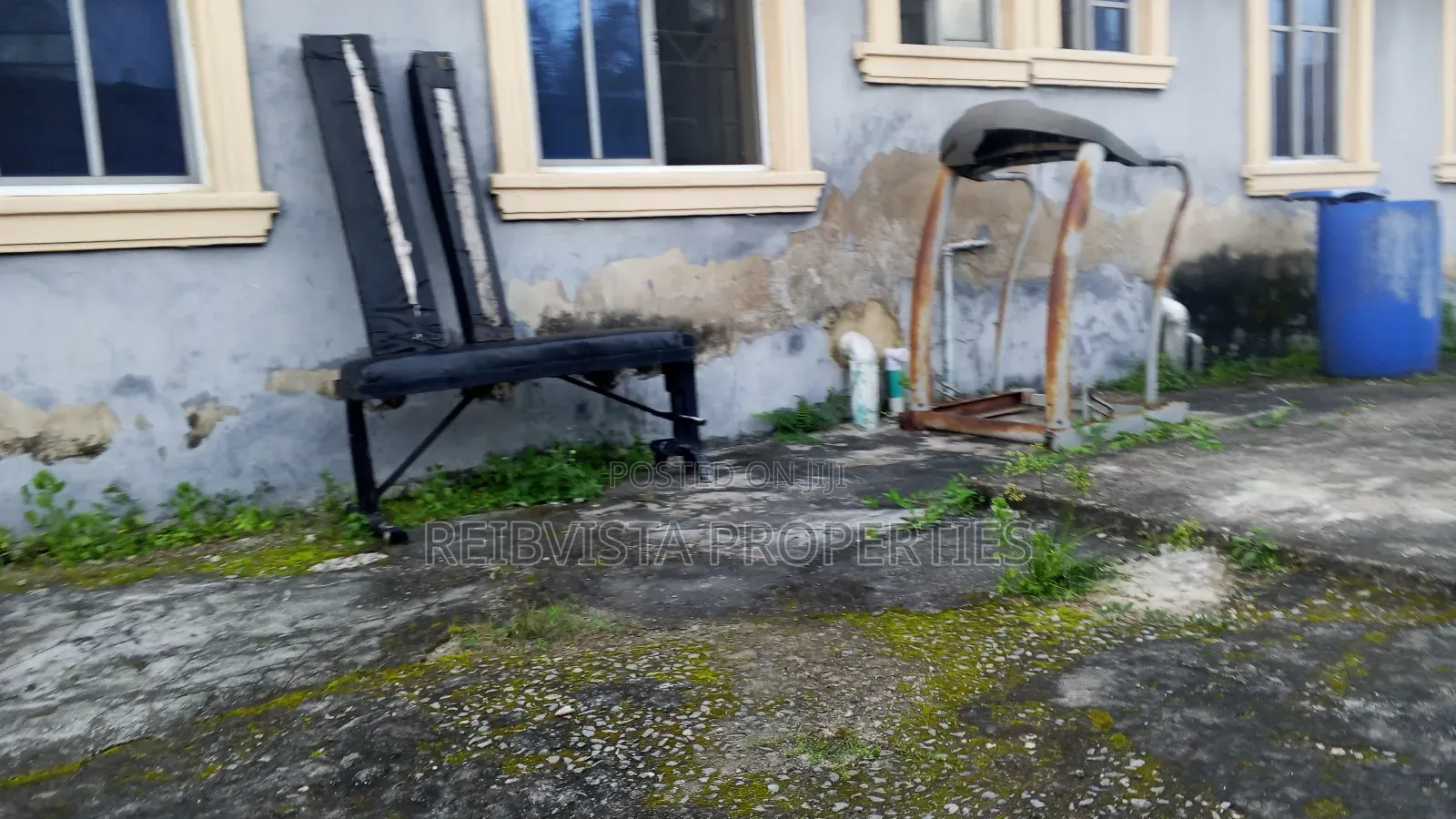 Furnished 8bdrm Bungalow in Irawo, Kosofe / Kosofe for sale in Kosofe / Kosofe