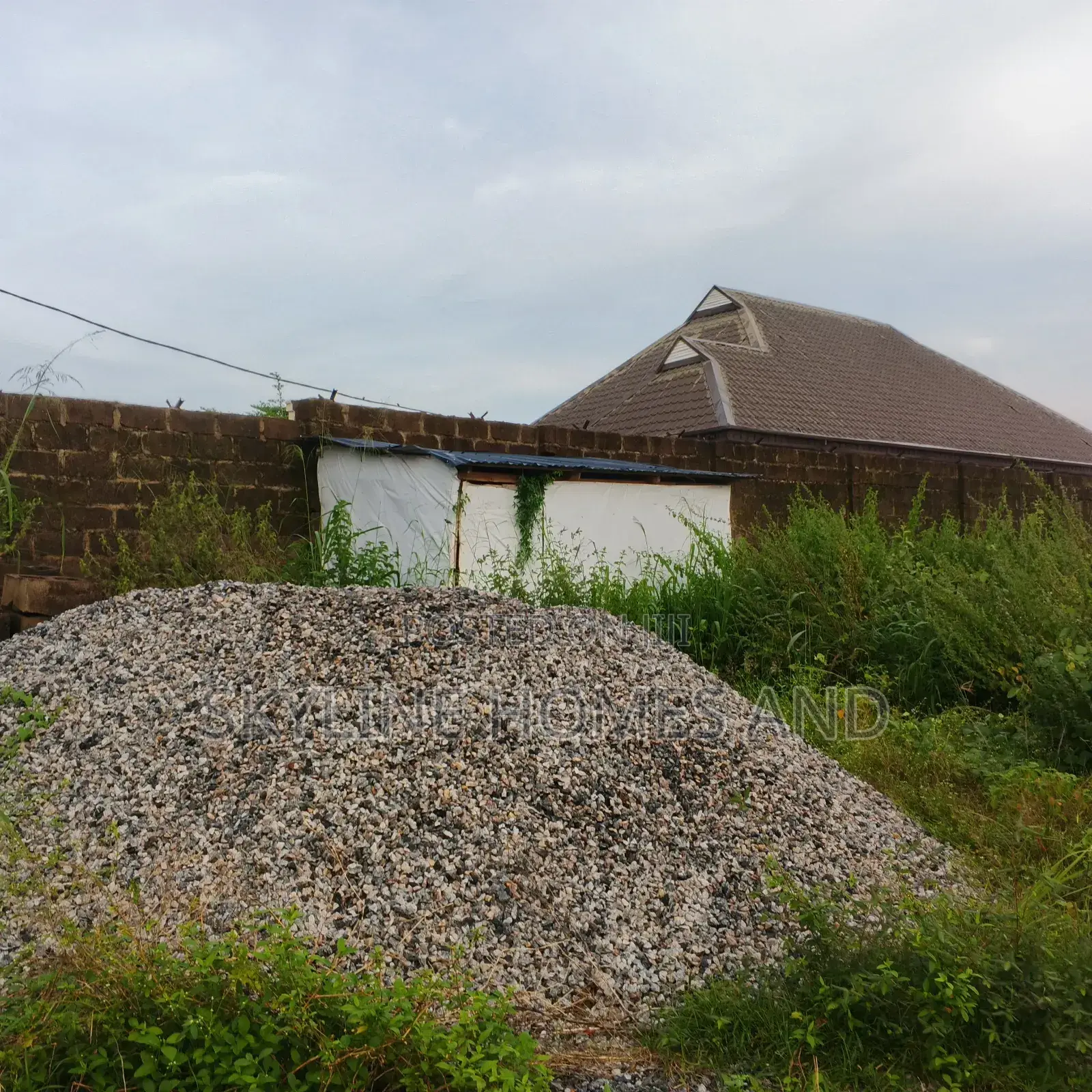 21⁄2 Plots of Land With 30 Tons Granite and Dug Borehole Is for Sale in Ewekoro