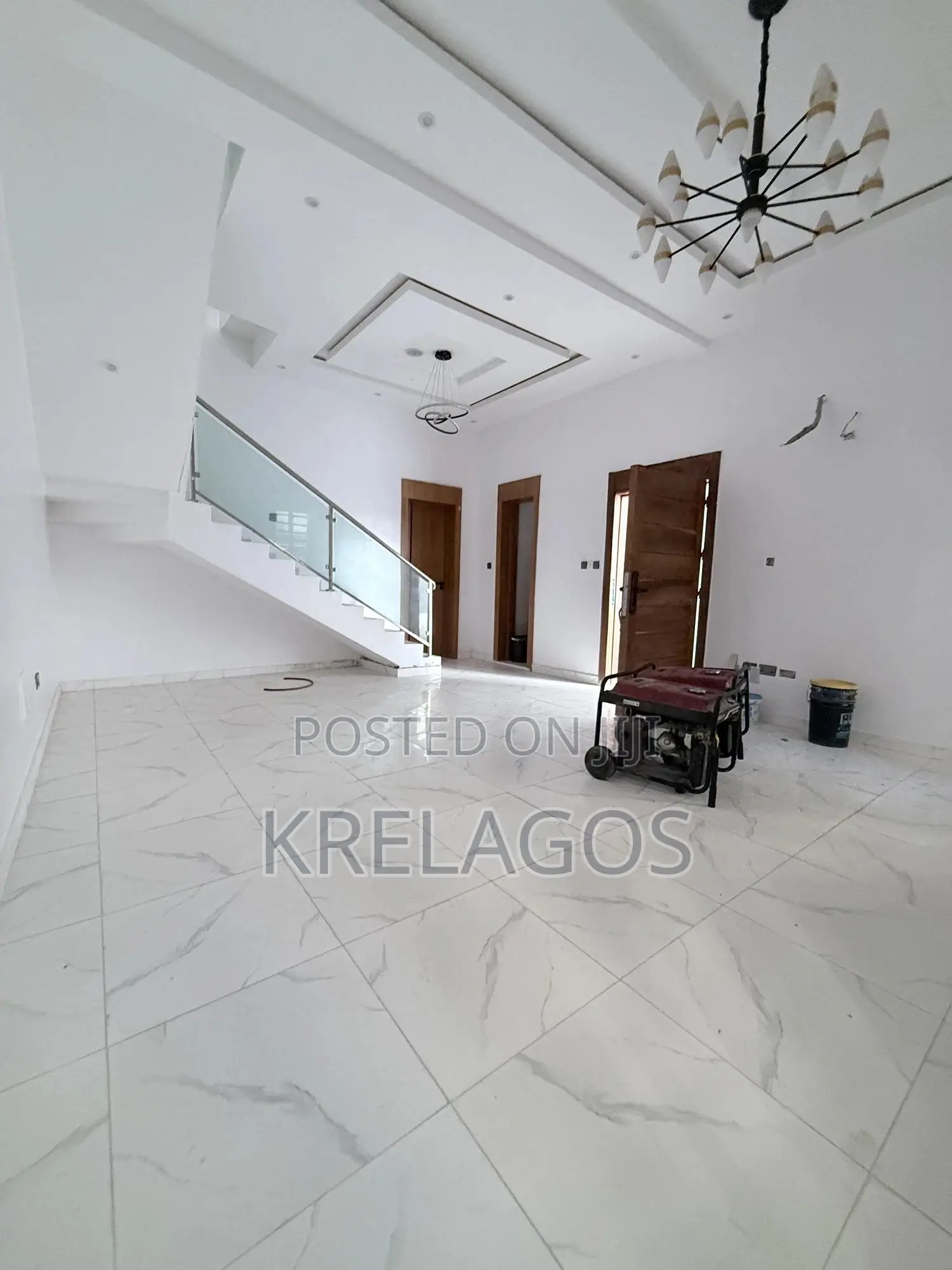 5bdrm Duplex in Ologolo for sale in Ologolo
