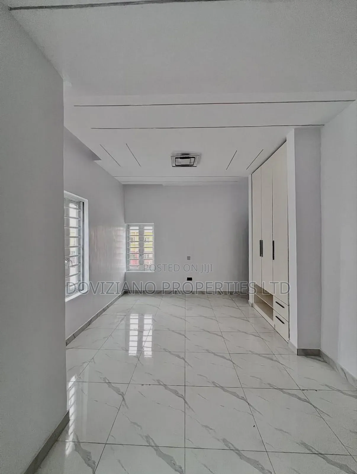 5bdrm Duplex in Osapa london for sale in Osapa london