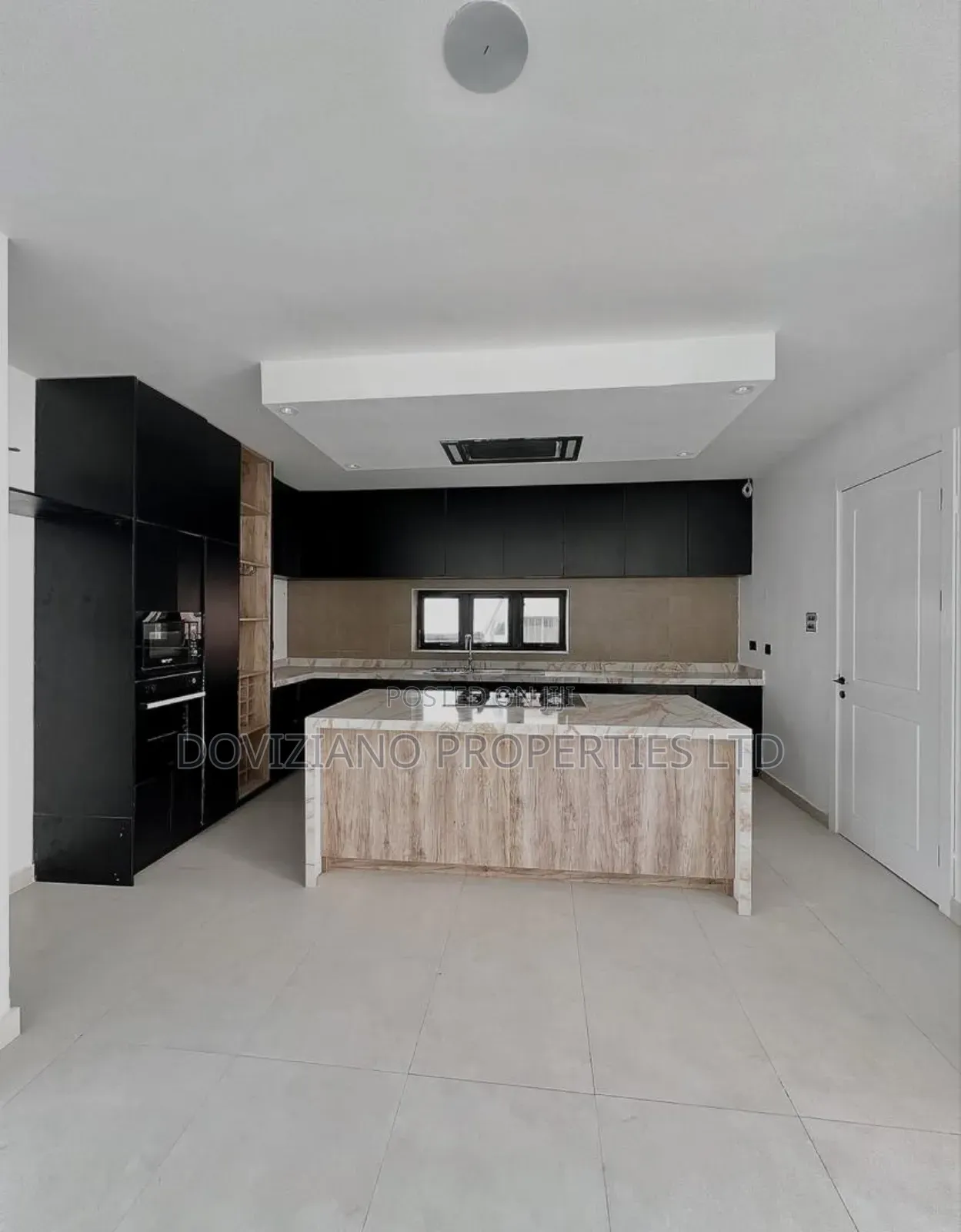 5bdrm Duplex in Lekki for sale in Lekki