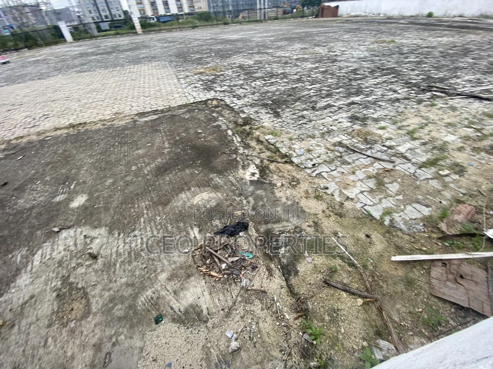 2312 SQM Facing Lekki-Epe Express Way at Lekki Phase1 in Lekki Phase 1