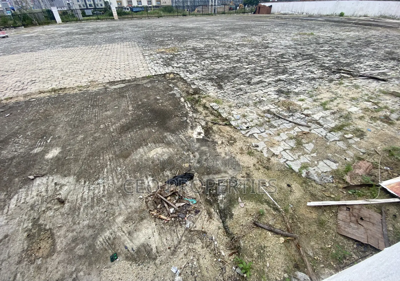 2312 SQM Facing Lekki-Epe Express Way at Lekki Phase1 in Lekki Phase 1