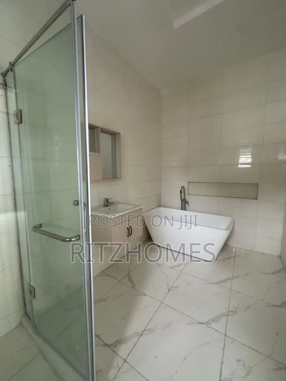 4bdrm House in VGC / Ajah for sale in VGC / Ajah