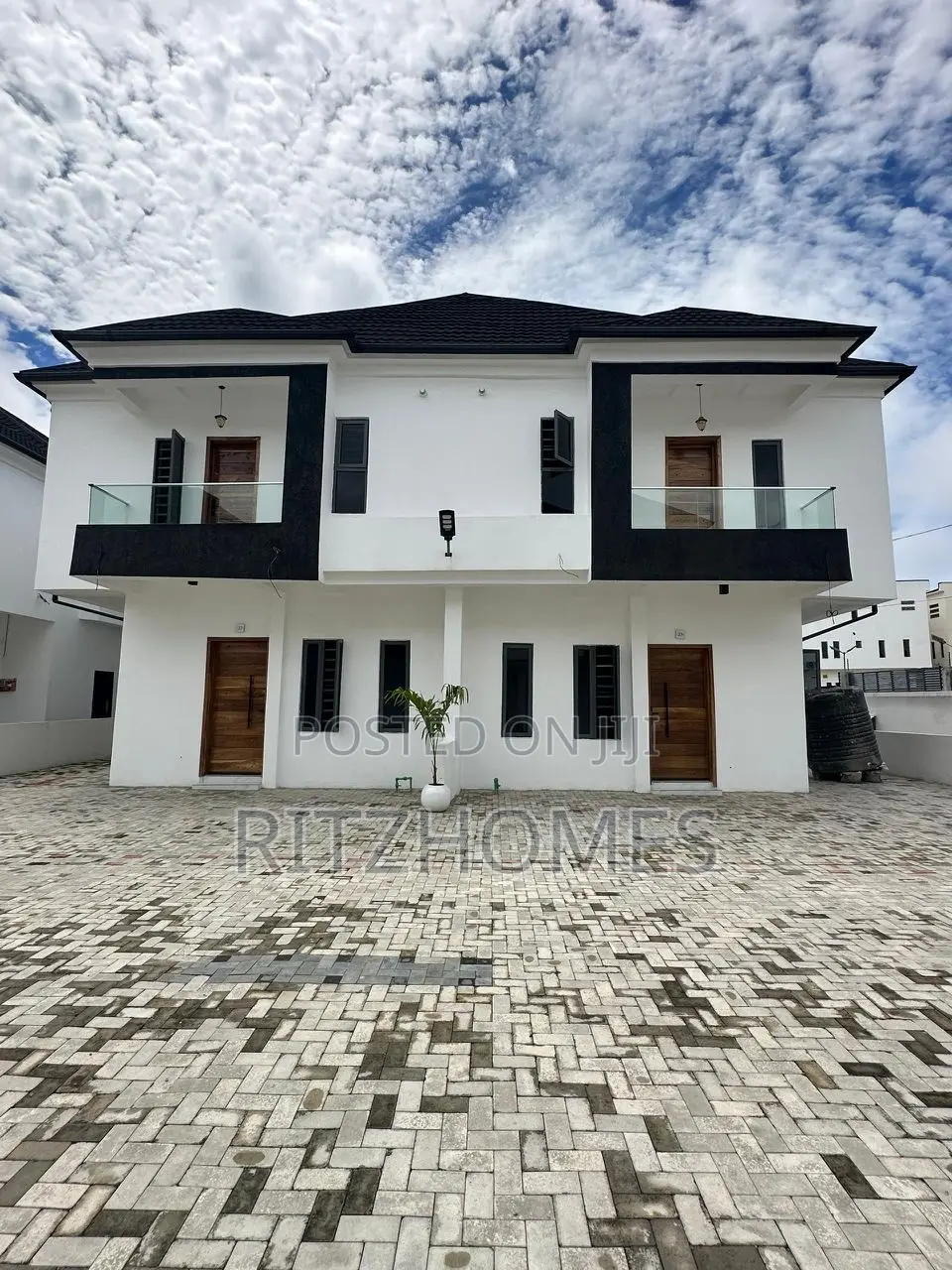 4bdrm House in VGC / Ajah for sale in VGC / Ajah
