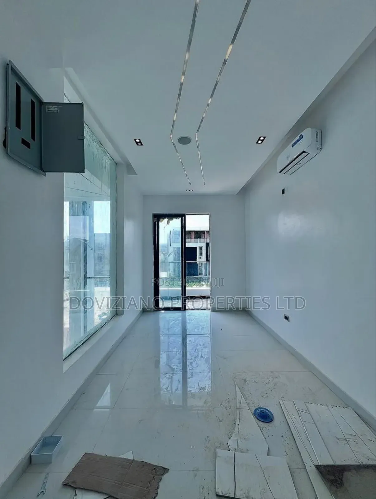5bdrm Duplex in Ikate for sale in Ikate