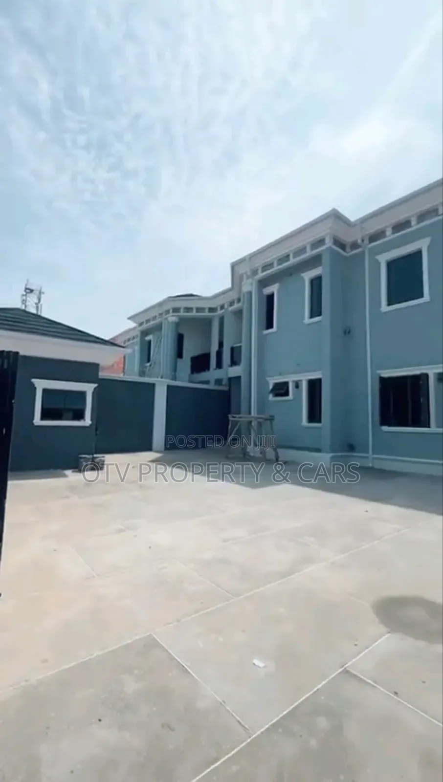 Furnished 5bdrm Duplex in Apo District for sale in Apo District