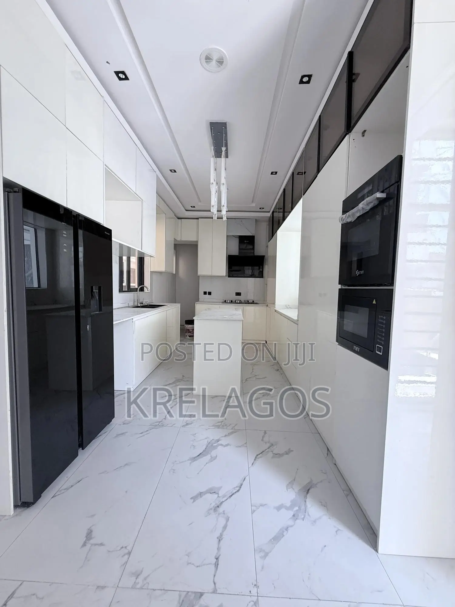 5bdrm Duplex in Ologolo for sale in Ologolo