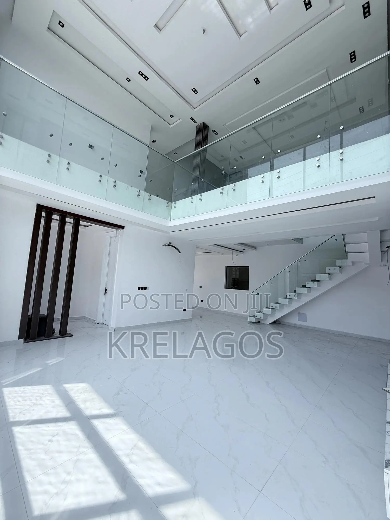 5bdrm Duplex in Ologolo for sale in Ologolo
