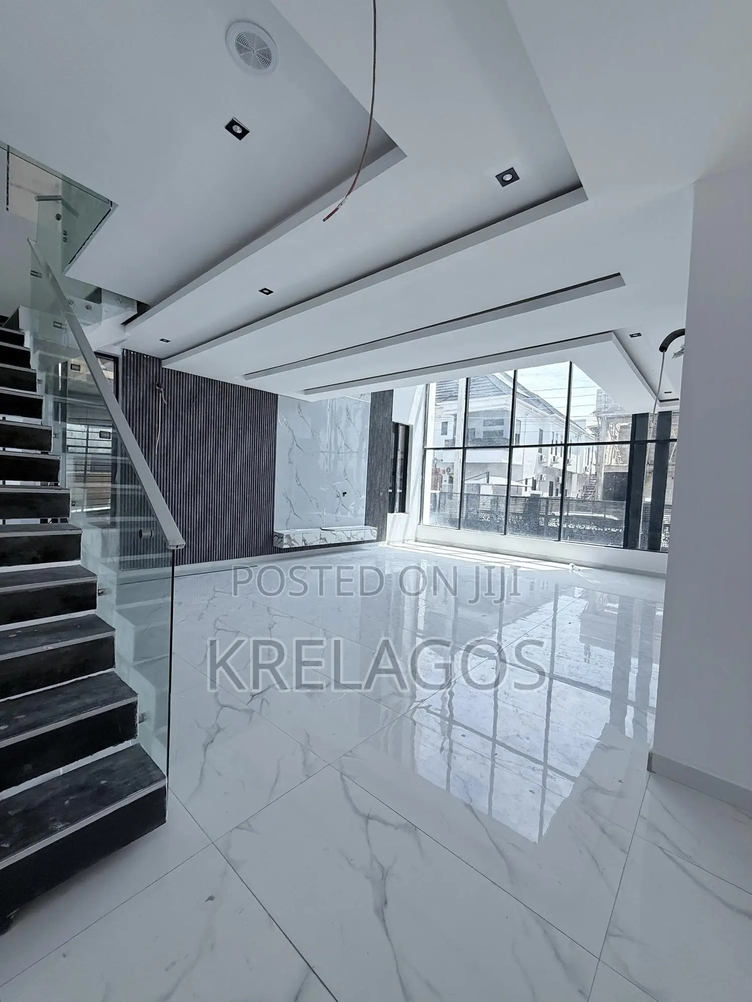 5bdrm Duplex in Ologolo for sale in Ologolo