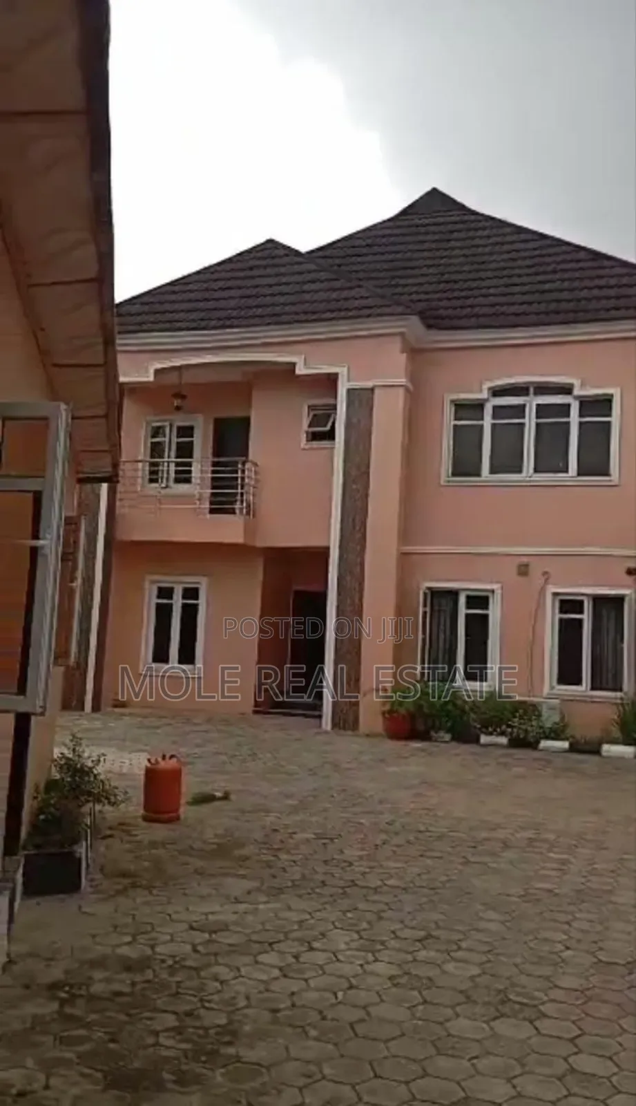 Furnished 5bdrm Duplex in Ajao Estate for sale in Ajao Estate