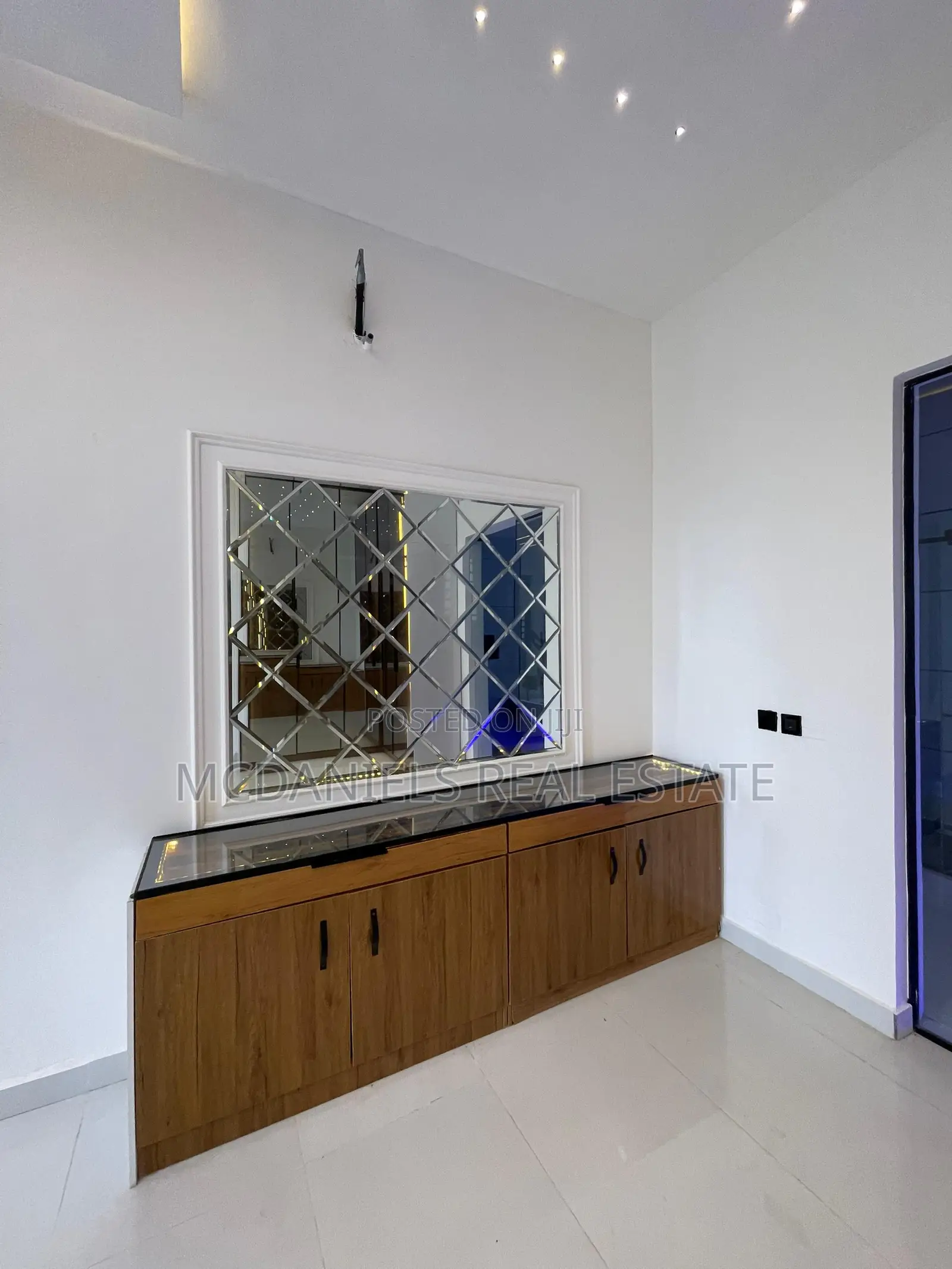 Furnished 5bdrm Duplex in Ado / Ajah for sale in Ado / Ajah