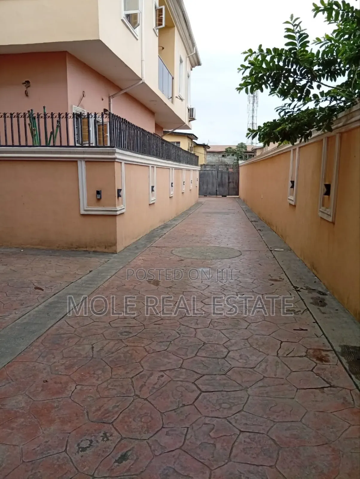 Furnished 5bdrm Duplex in Ajao Estate for sale in Ajao Estate