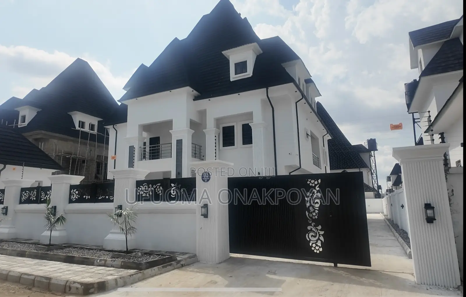6bdrm Duplex in Karsana for sale in Karsana